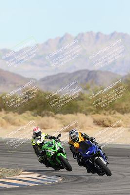 media/Nov-16-2025-Race Pace (Sun) [[8c5fa54630]]/Non Verified Riders (1st 20 Minutes)/2-Turn 10 (1010am)/